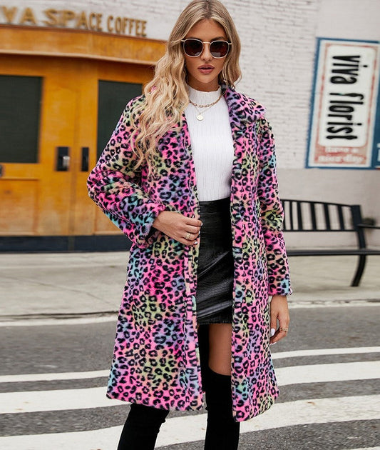 Women - Plush Coat - Printed & Loose Style - Cozy and Stylish Outerwear