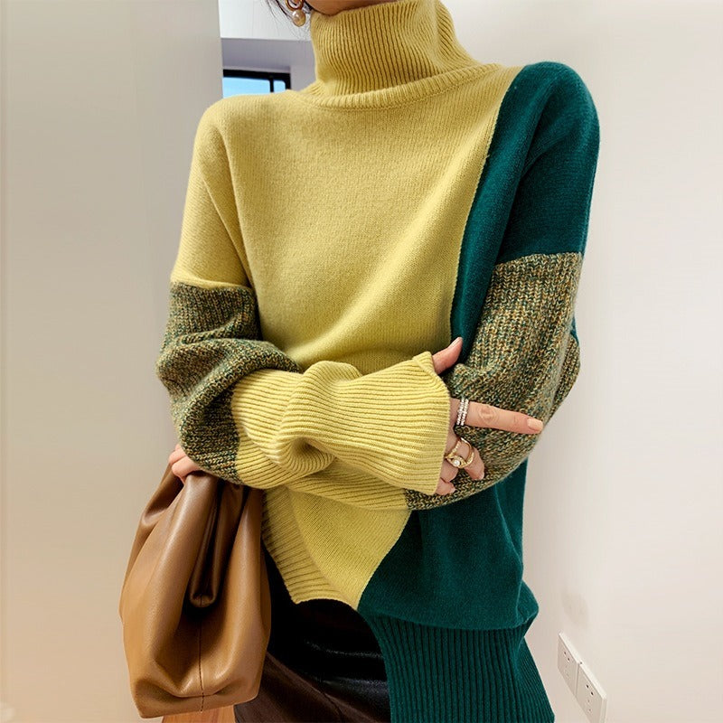 Women - Turtleneck Jumper - Wide Cut, Cozy Knit - Stylish Essential for Your Wardrobe