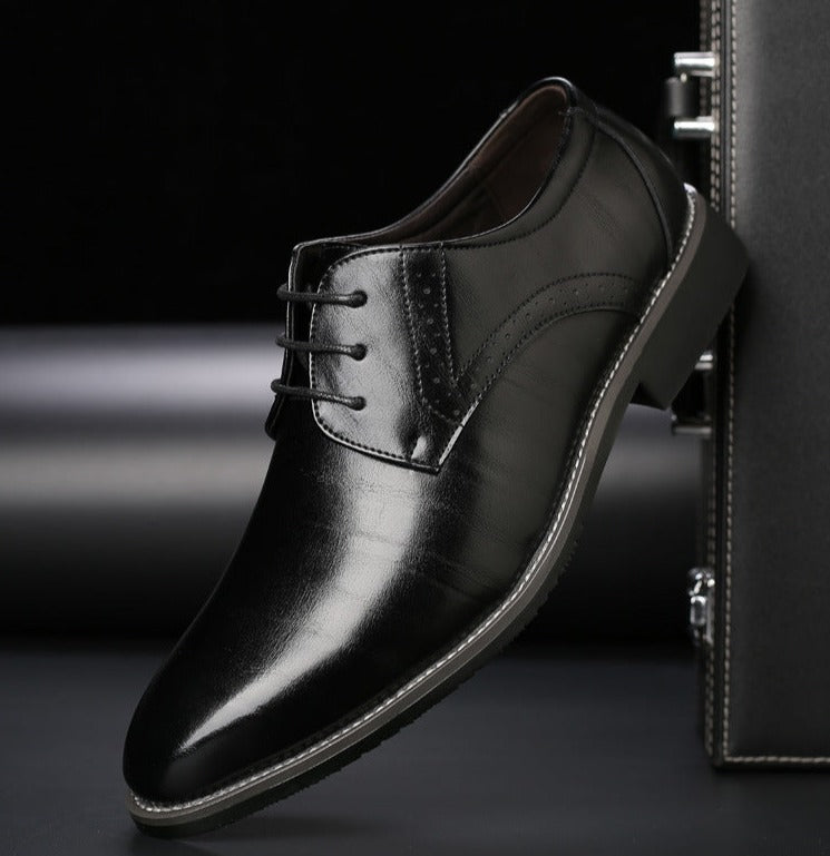 Men - Lace Shoes - Elegant Design and Comfortable Fit - Stylish Footwear for Every Occasion