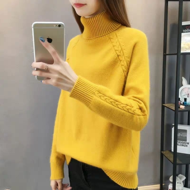 Women's Turtleneck Jumper - Elegant Loose Fit - Cozy Knit Sweater for Chic Style