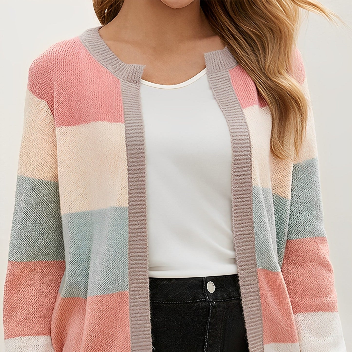 Women - Cardigan - Comfortable Colour Block Design - Stylish Layering Essential for Any Wardrobe