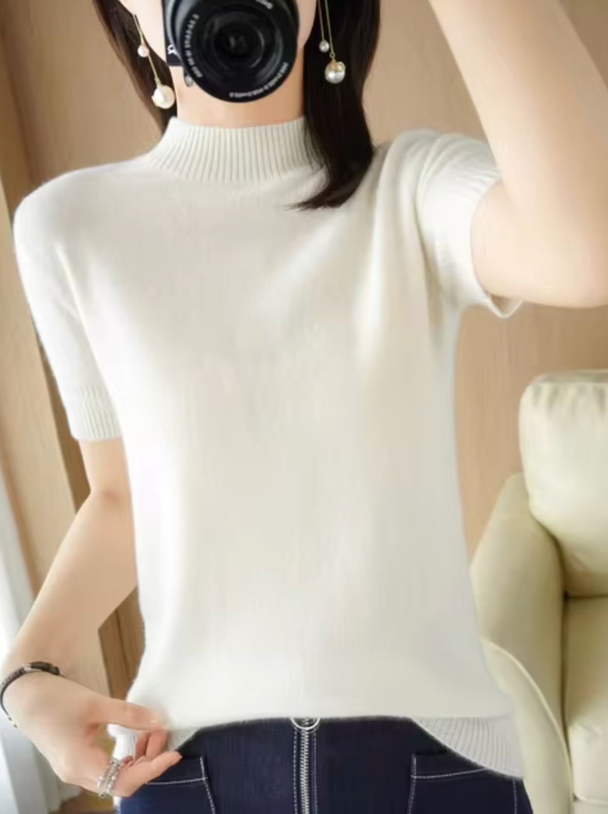 Short-sleeved knitted turtleneck jumper