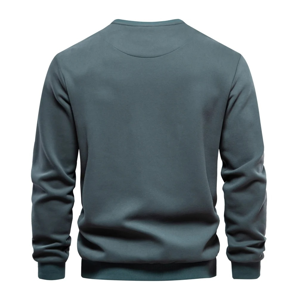 Round neck casual jumper with zip pocket