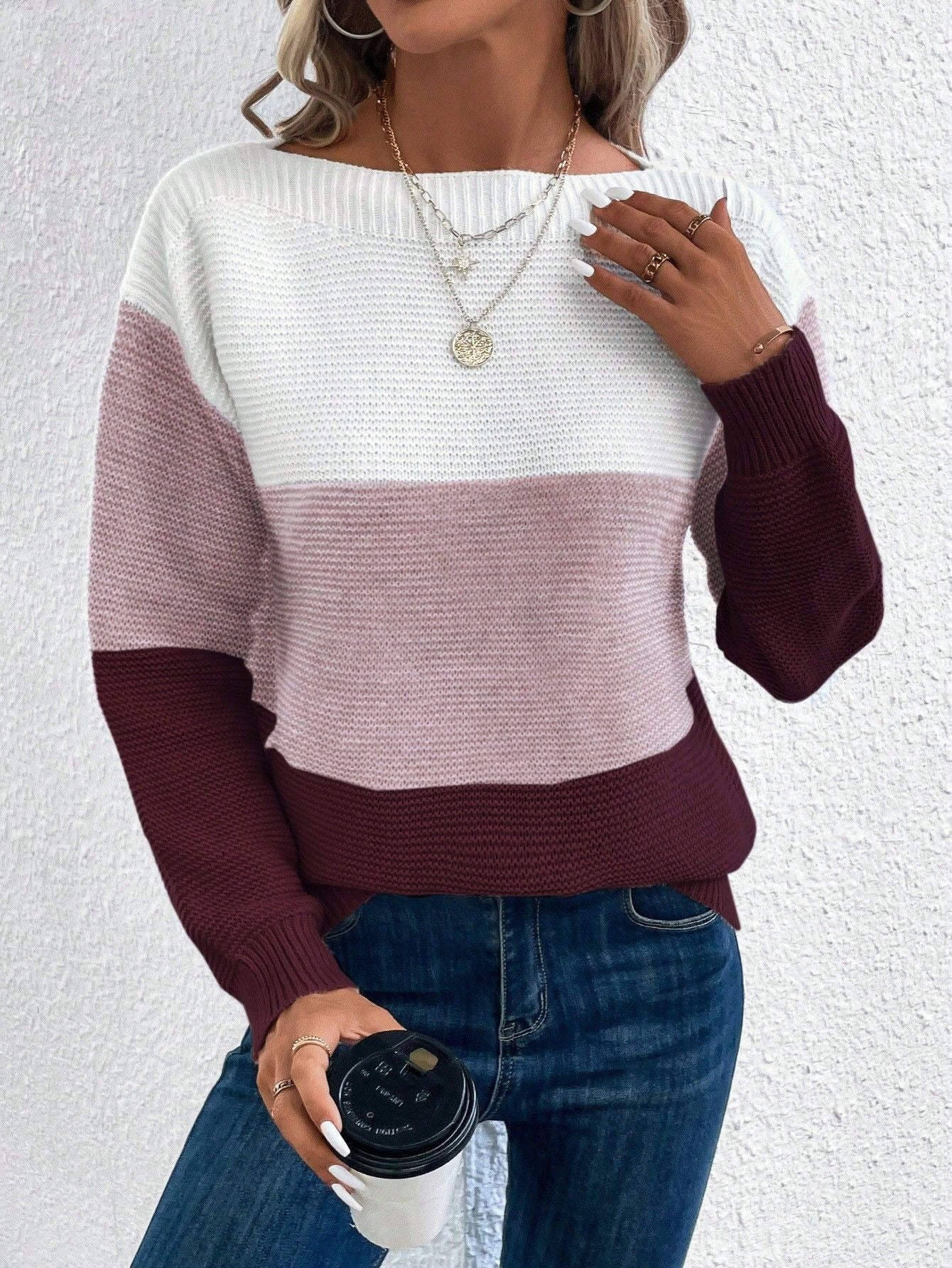 Women - Knitted Jumper - Elegant Tricolour Design - Stylish Knitwear for Every Occasion