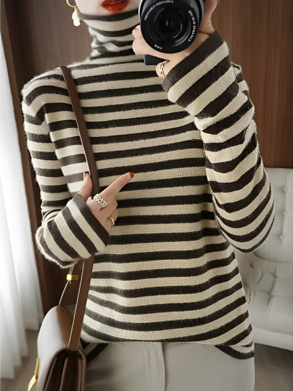 Women - Wool Jumper - Elegant Striped Design - Cozy & Stylish Knitwear