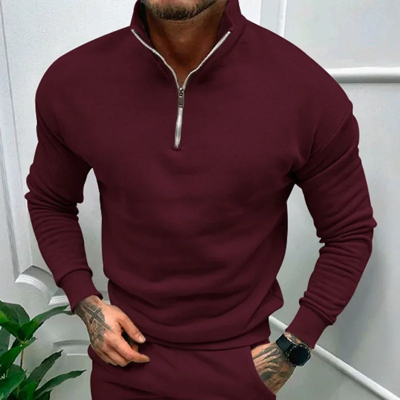 Sporty sweatshirt with zip and stand-up collar