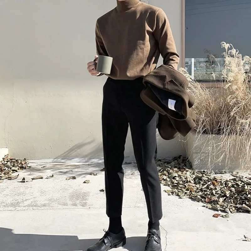 Elegant turtleneck jumper for autumn/winter