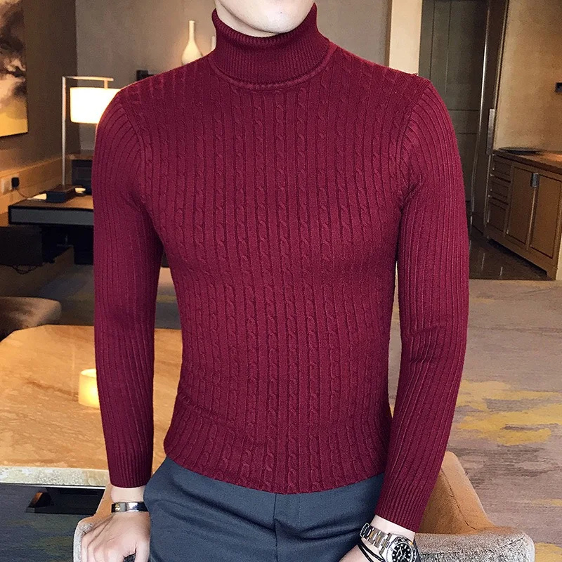 Elegant turtleneck jumper with cable pattern