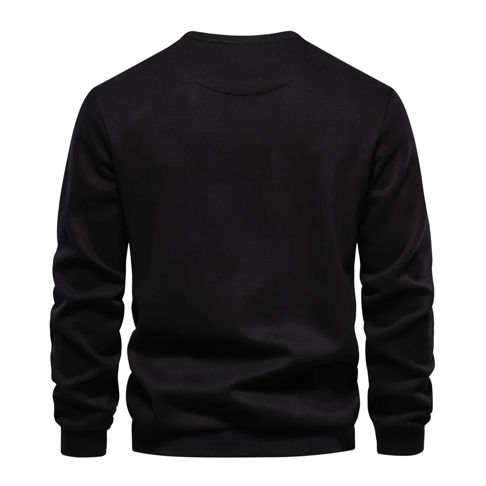 Round neck casual jumper with zip pocket