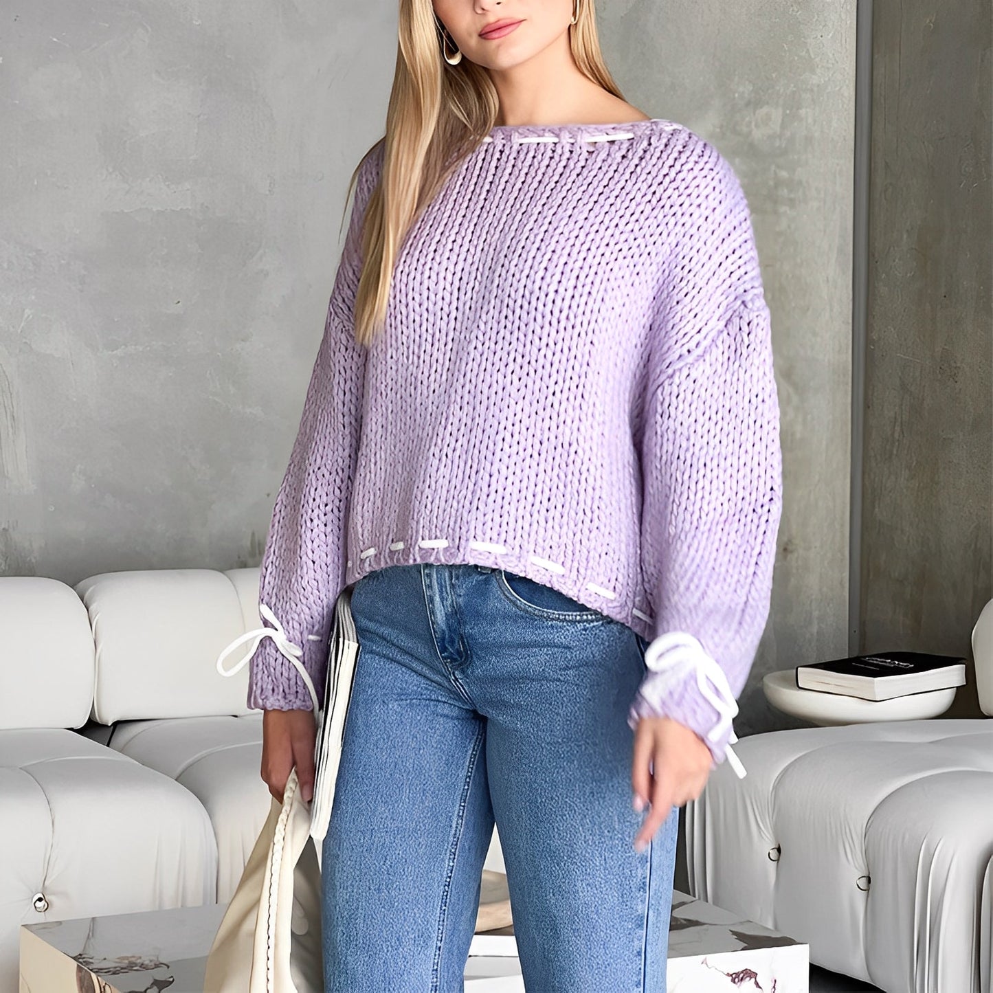 Women's Jumper - Cozy Knit with Elegant Bow Detail - Stylish and Comfortable