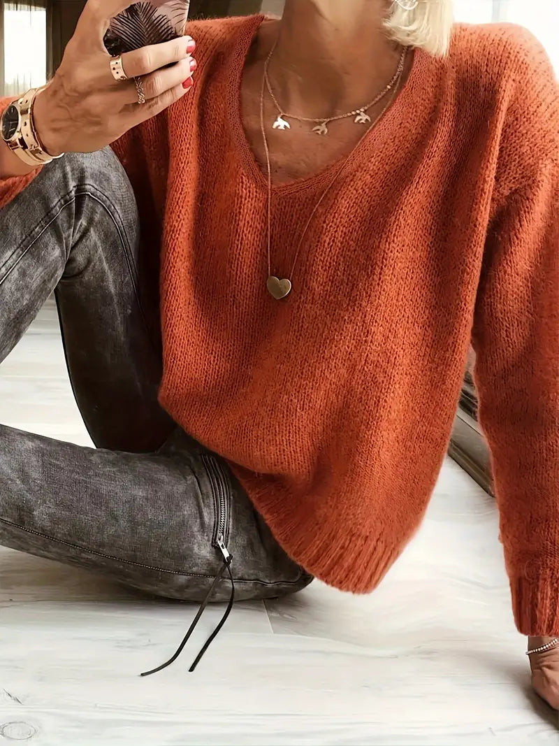 Knitted jumper with V-neck