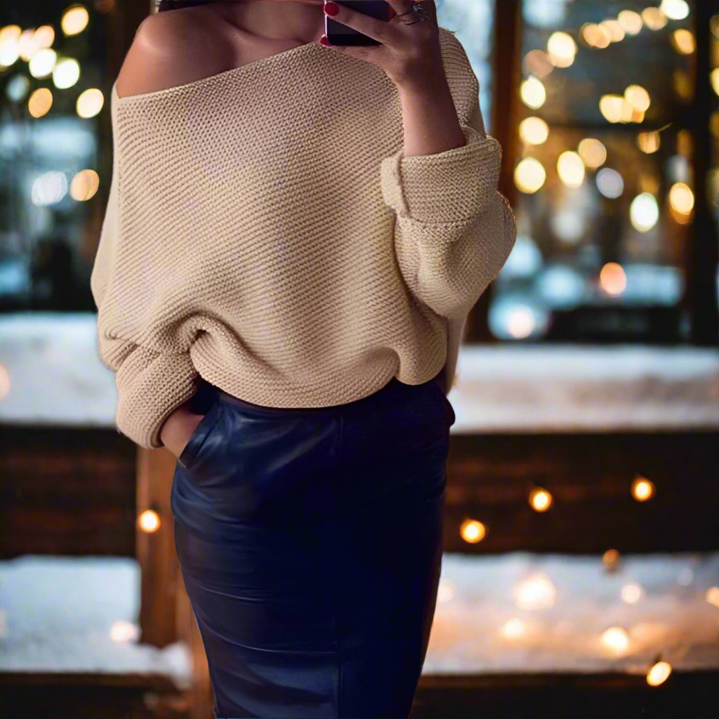 Women - Off-the-Shoulder Jumper - Elegant Design - Stylish Fashion Sweater for Effortless Chic