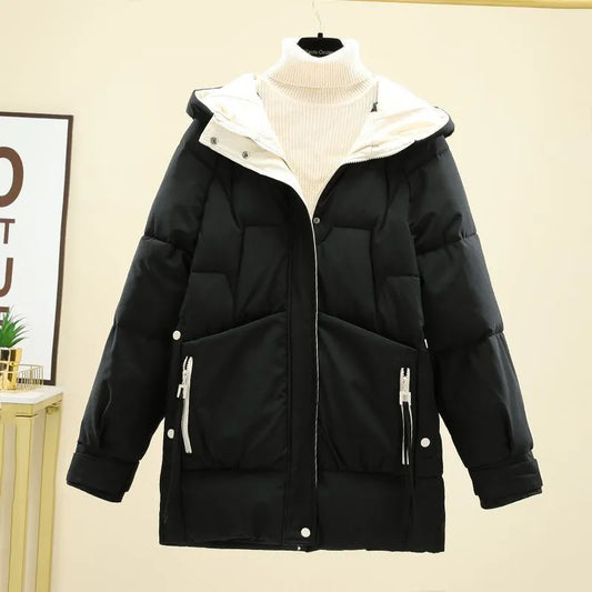 Women's Warm Hooded Jacket - Cozy Fleece Material - Stylish Outdoor Wear for Comfort and Adventure