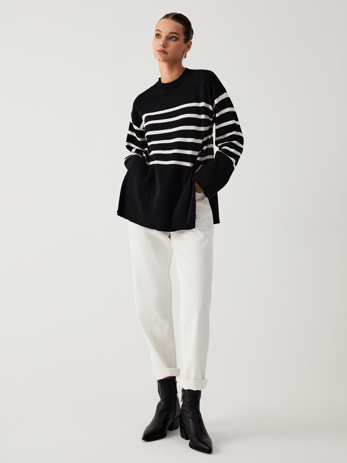 Oversized jumper with stripes