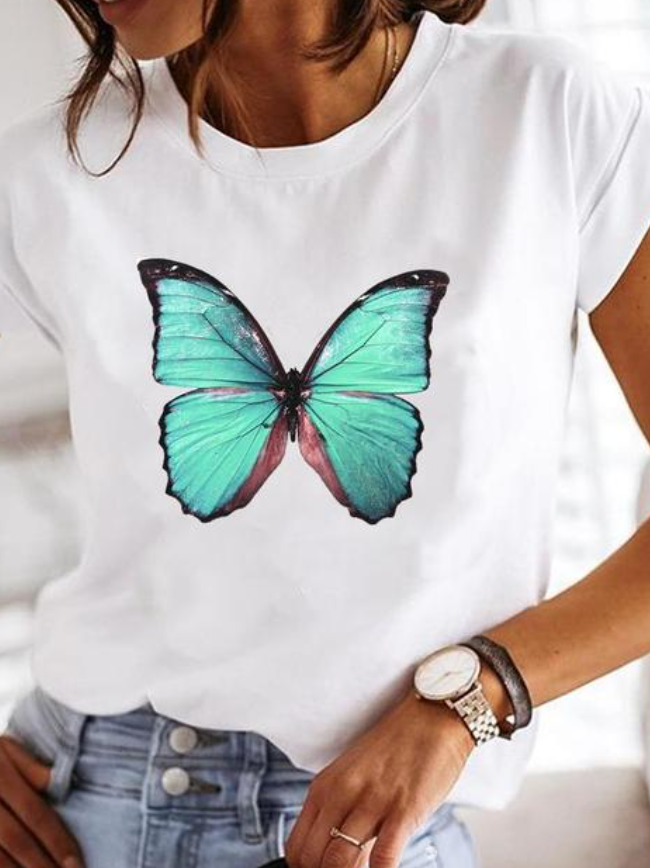 Very fashionable T-shirt with eye-catching summer designs