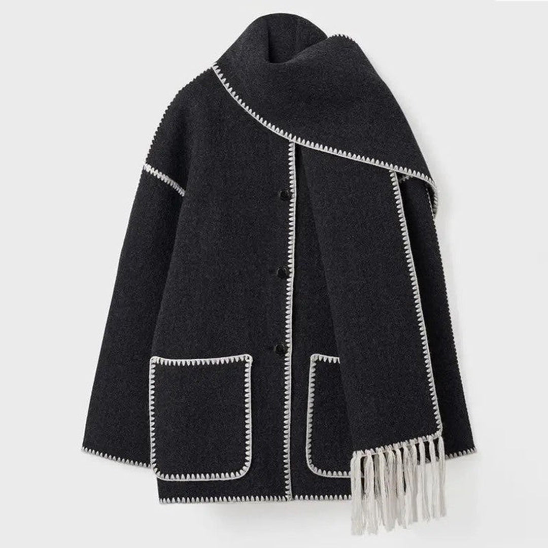 Stylish coat with sewn-on scarf