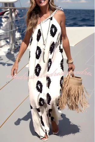 Loose maxi dress with one shoulder