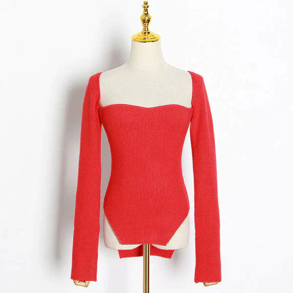 Knitted jumper with square neckline