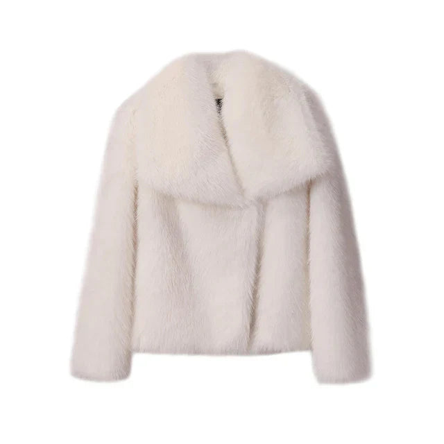 Women's Faux Fur Coat - Luxurious & Cozy Winter Jacket - Elegant Style for Winter 2024