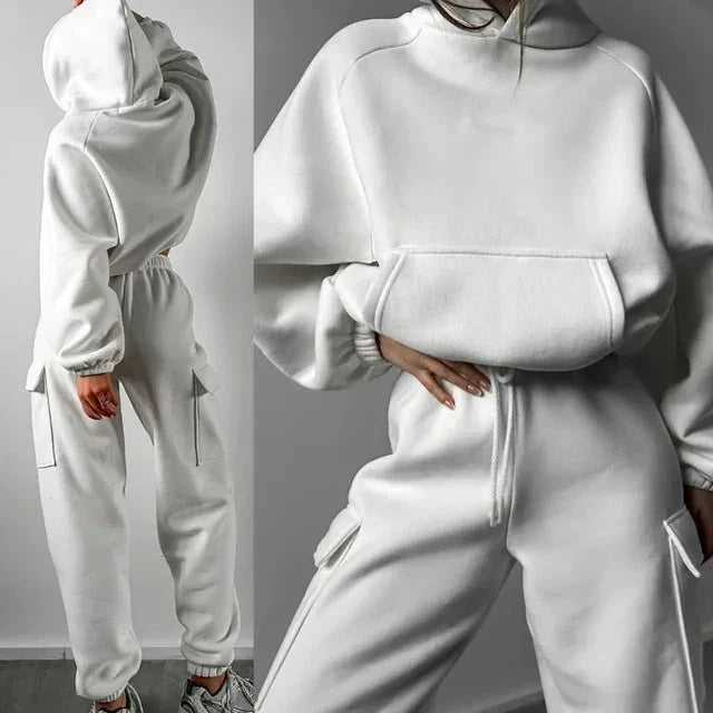 Tracksuit with hood