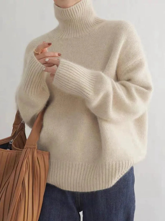 Women - Turtleneck Jumper - Soft Knit Fabric - Cozy & Stylish Layering Essential