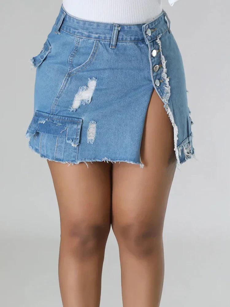 Stylish high-waist denim skirt