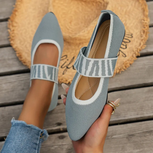 Flat shoes for women