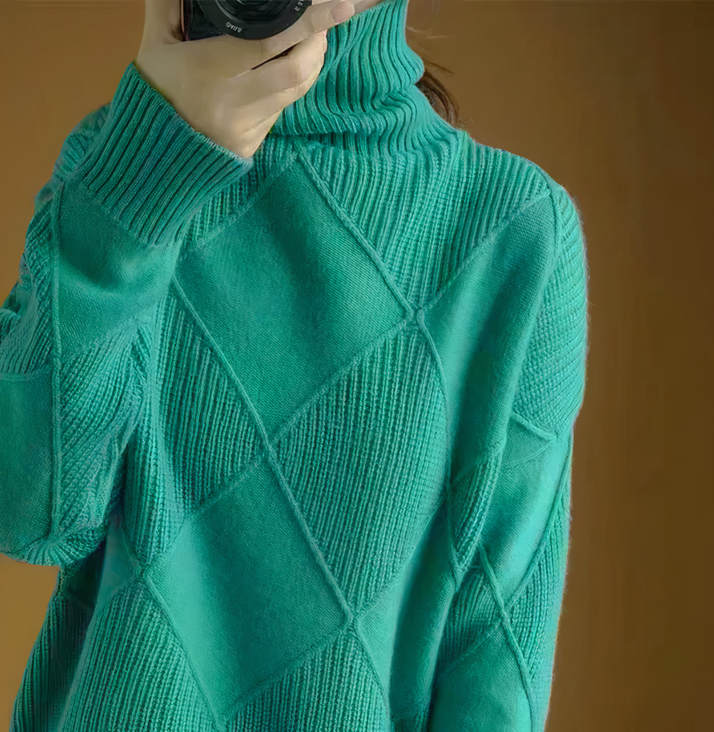 Women - Turtleneck Jumper - Chic Patterned Knit - Cozy Stylish Sweater for Trendy Looks