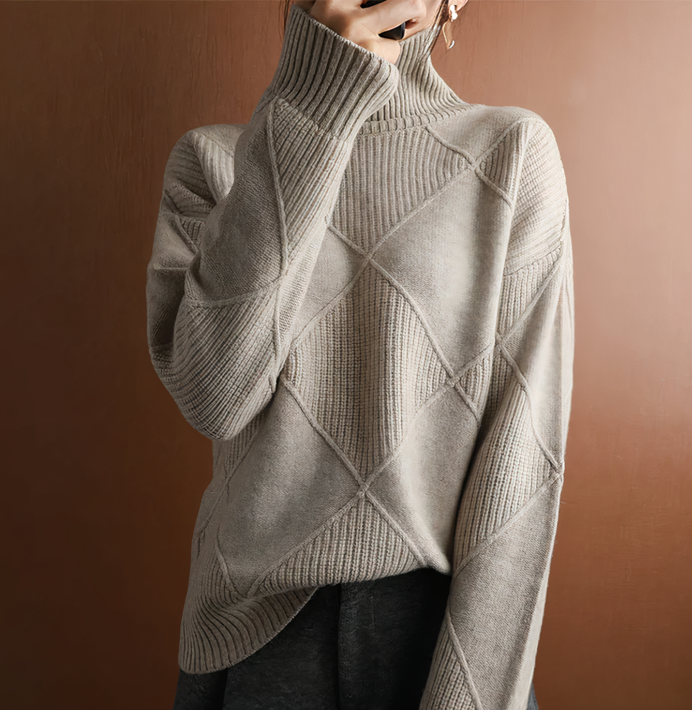 Women - Turtleneck Jumper - Chic Patterned Knit - Cozy Stylish Sweater for Trendy Looks