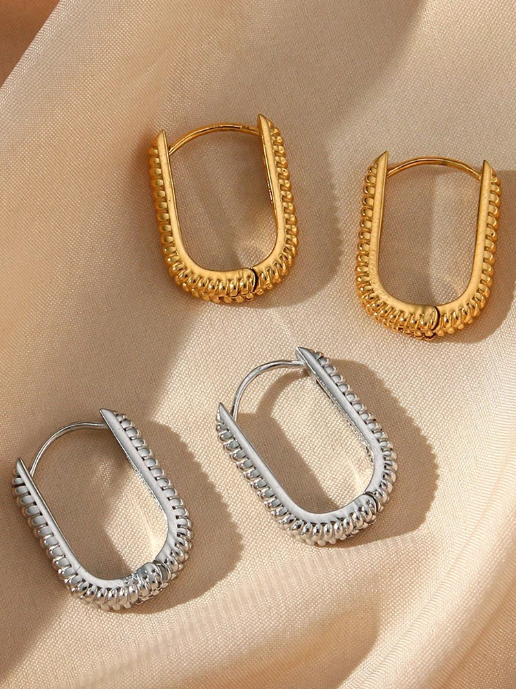 Oval ring gold