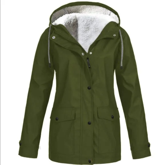 Wind and waterproof outdoor jacket with fleece lining