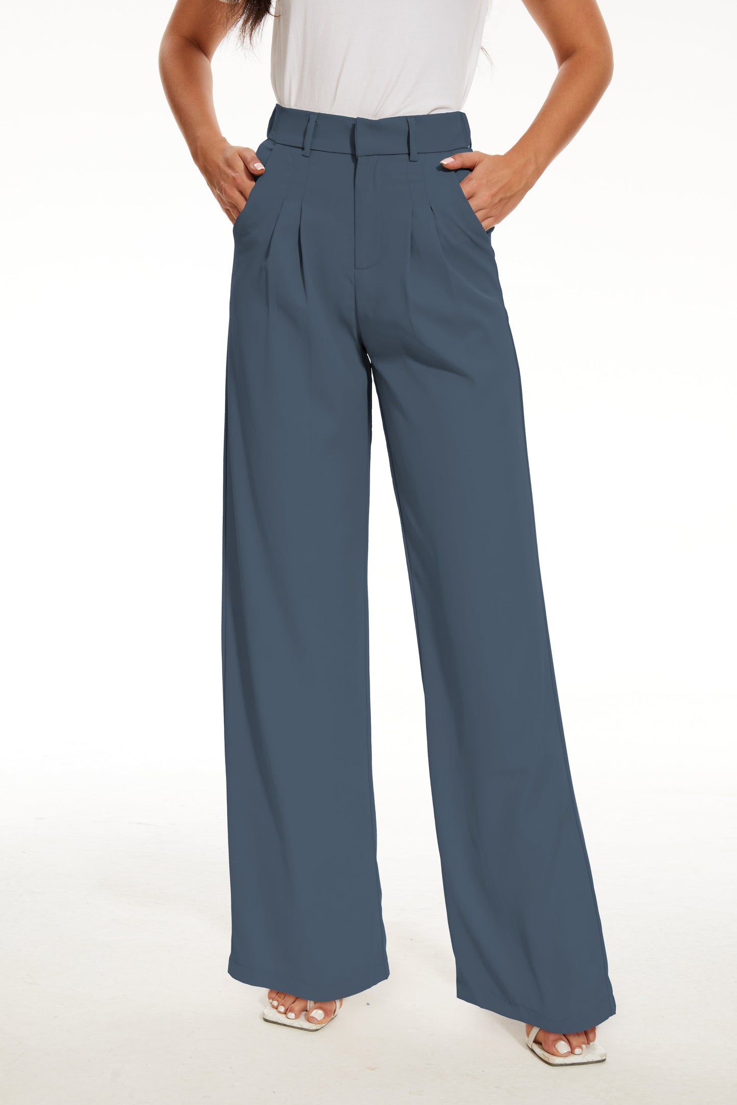 Contemporary women's trousers