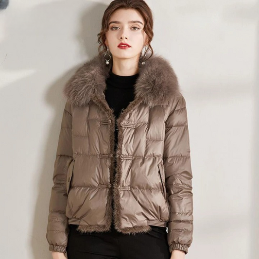 Women's Vintage Parka Jacket - Stylish with Fur Collar - Warm & Trendy Outerwear