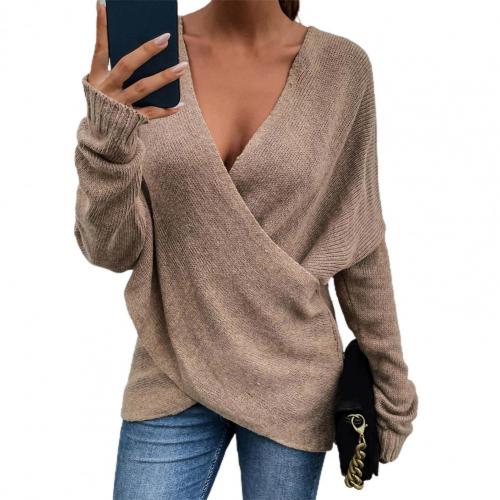 Women's long sleeve jumper with deep V-neck in a single-colour knit look for casual cross-knit fashion