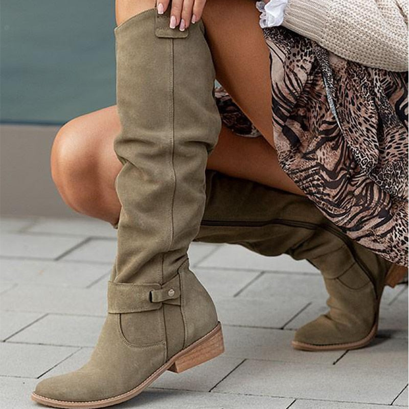 Elegant comfort in knee-high leather boots