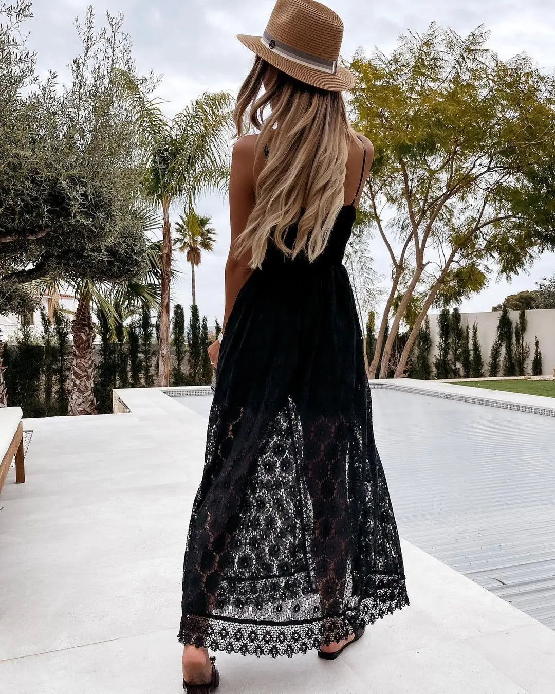 Jumpsuit with lace print