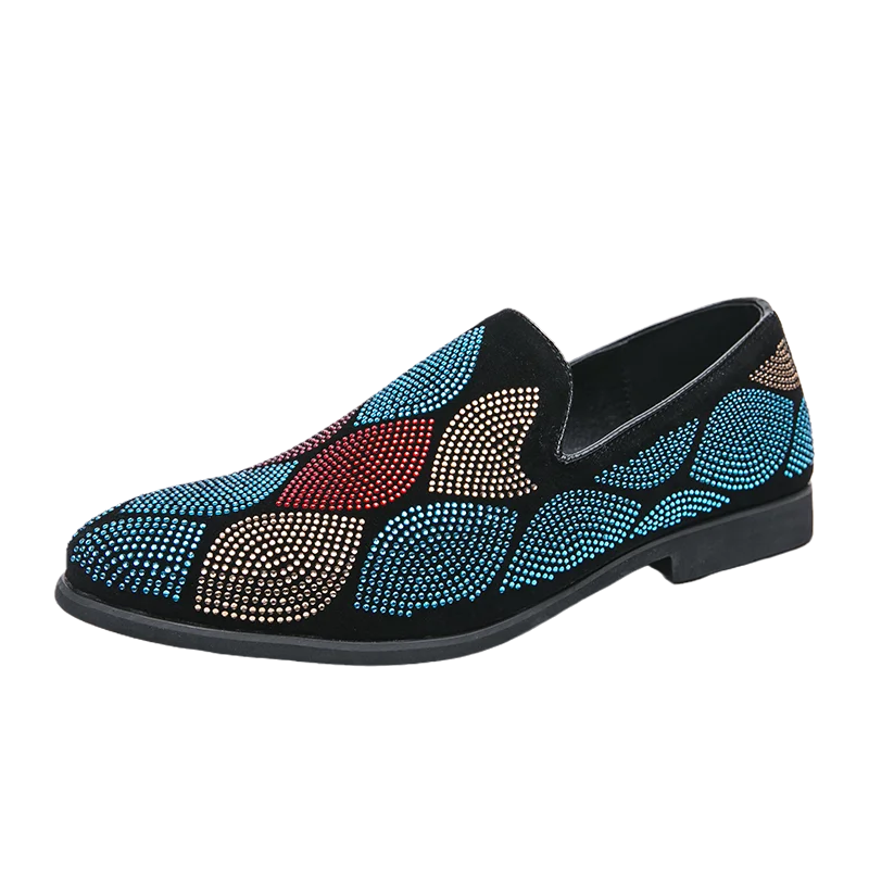 Modern slip-on shoes with geometric pattern