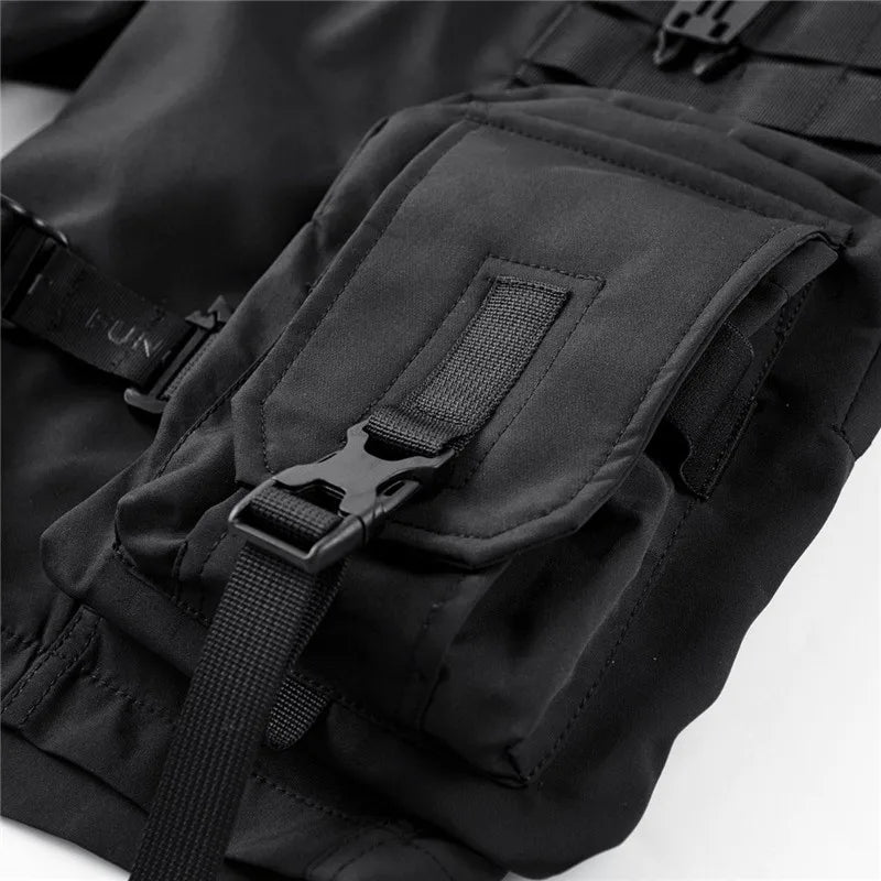 Tactical cargo shorts with adjustable straps