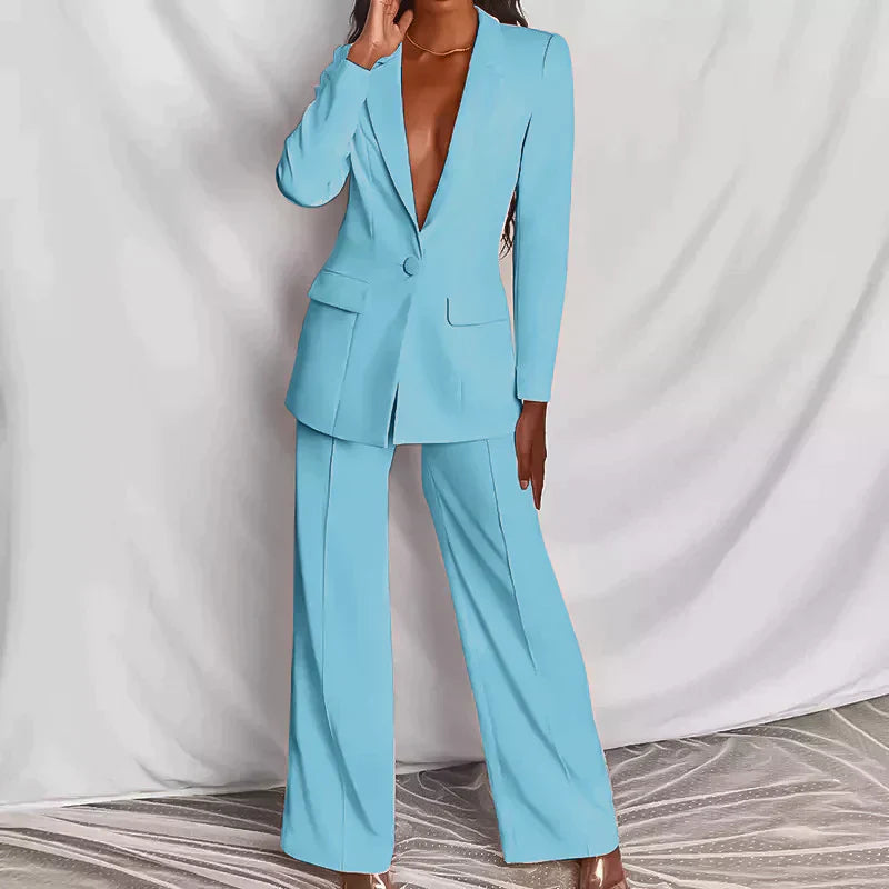 Elegant ladies' trouser suit