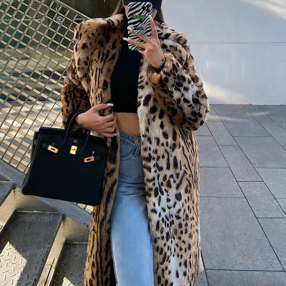 Stylish coat with tiger print