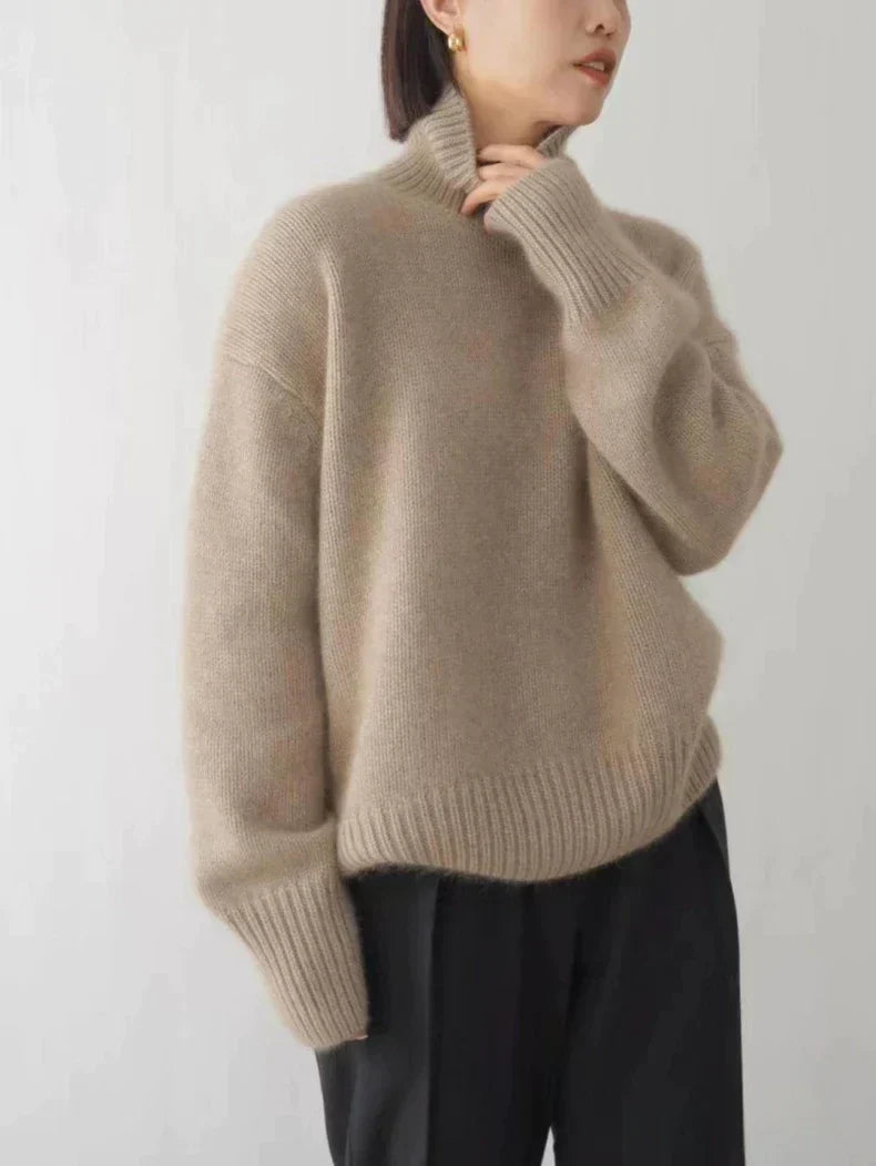 Women - Turtleneck Jumper - Soft Knit Fabric - Cozy & Stylish Layering Essential