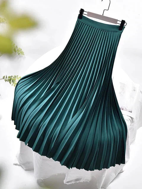 Elegant pleated skirt for women