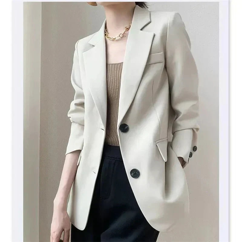 Ladies slim fit single-breasted blazer for casual and office wear