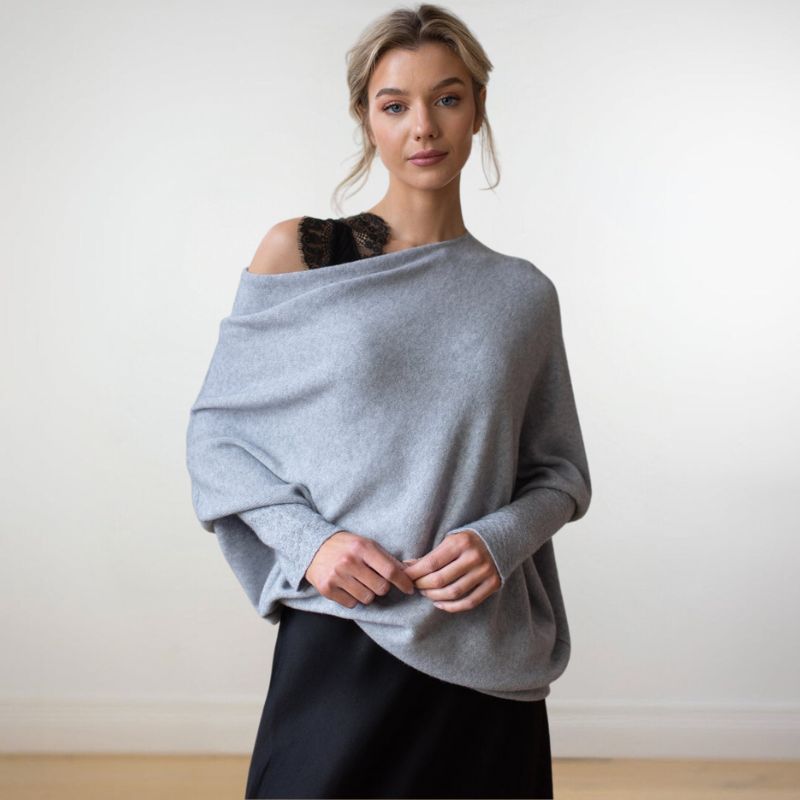 Luxury women's jumper for a sophisticated look