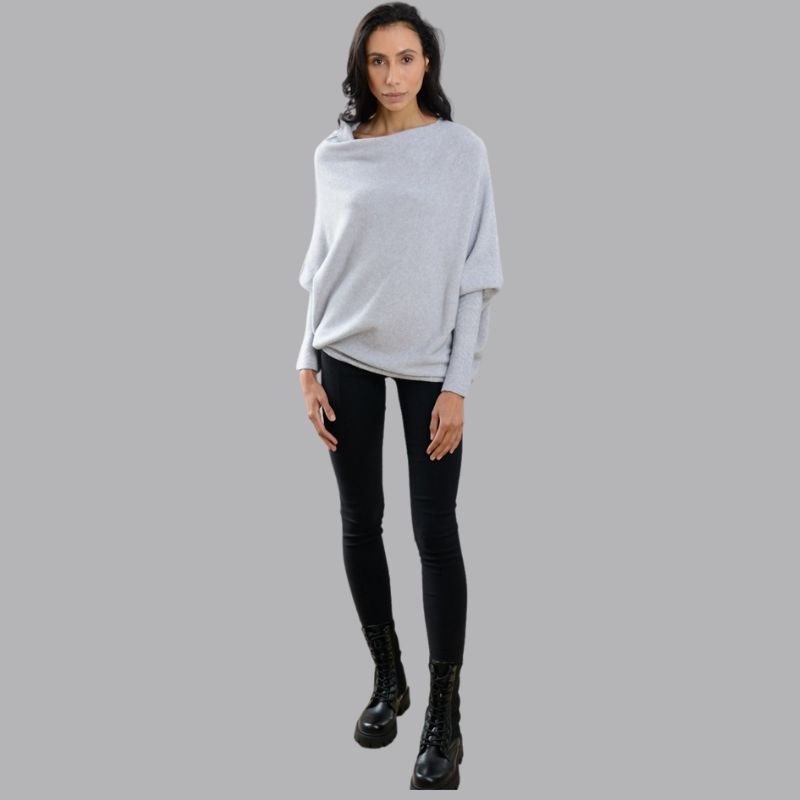 Luxury women's jumper for a sophisticated look