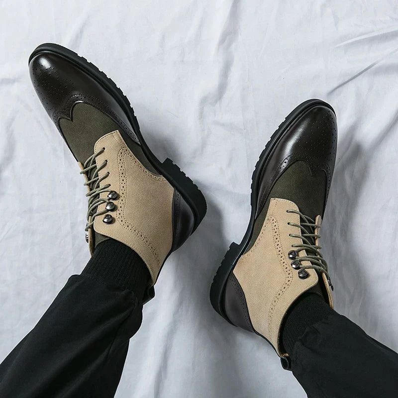 Two-coloured derby boots with robust sole