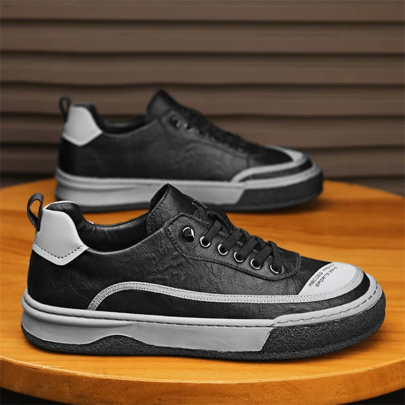 Robust casual sneakers with contrast stitching