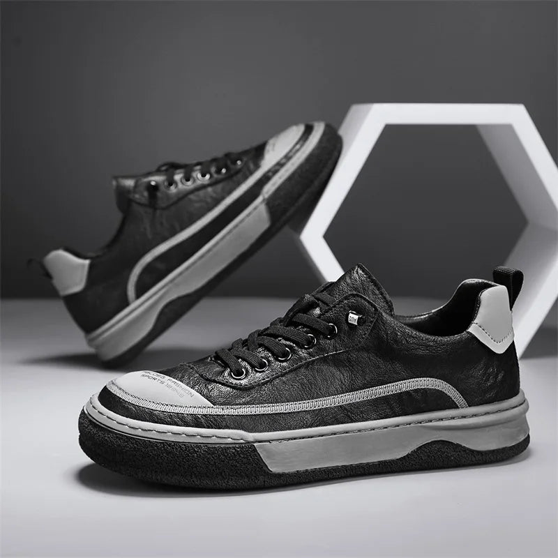 Robust casual sneakers with contrast stitching