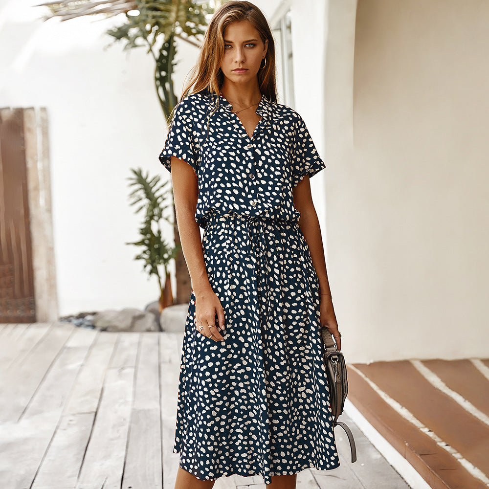 Summer dress with short sleeves and dots