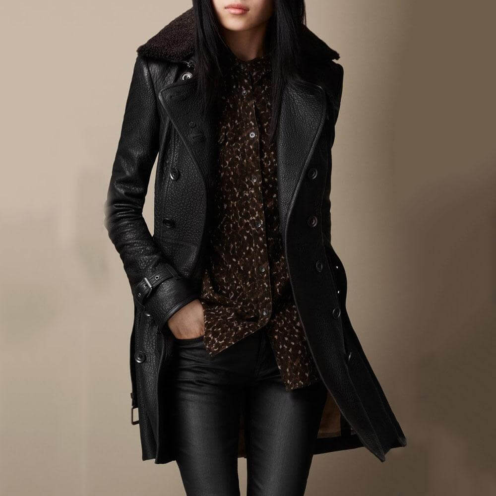 Women - Trench Coat - Luxurious Black Design - Elegant Outerwear for All Seasons